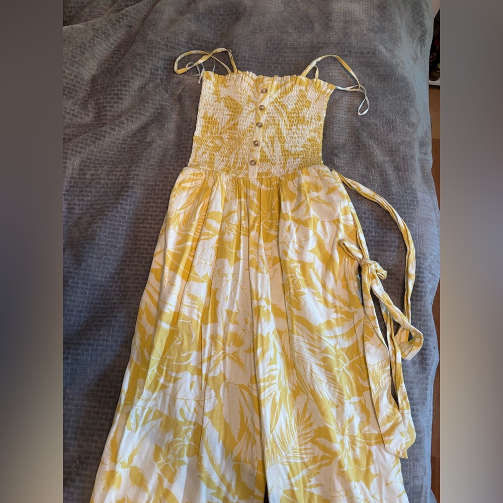 Billabong Yellow and White Tie Front Sundress
